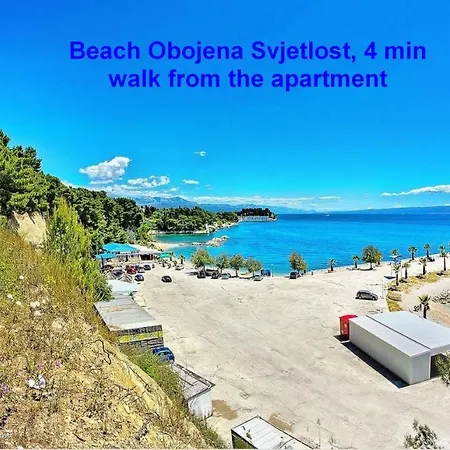 Apartment A2- Luxury W Big Balcony 4 Min Walk To Split