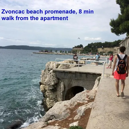 A2- Luxury W Big Balcony 4 Min Walk To * Split
