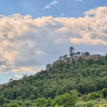 A2- Luxury W Big Balcony 4 Min Walk To * Split