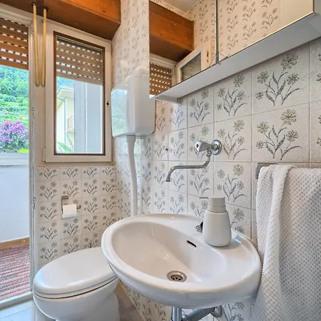 A2- Luxury W Big Balcony 4 Min Walk To Apartment
